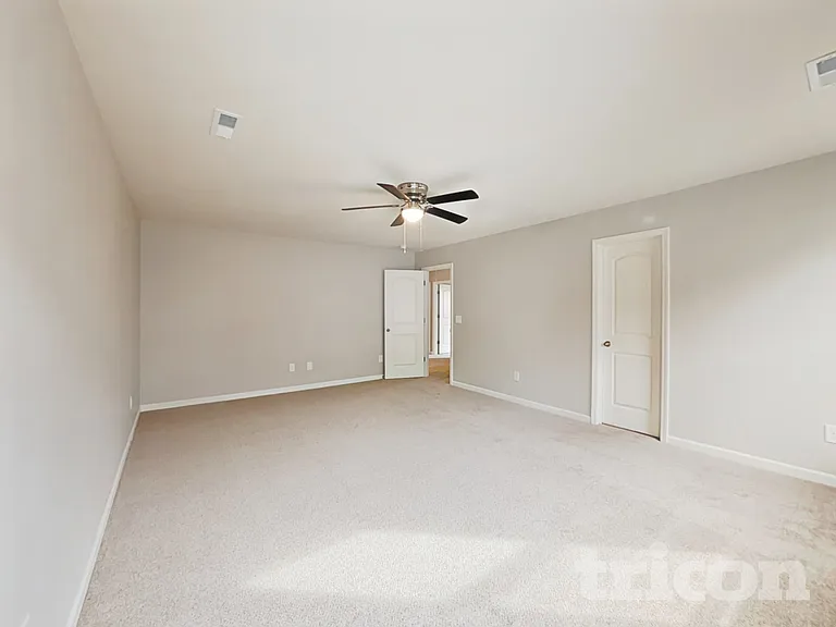 4114 Vershire Ave — Photo 5