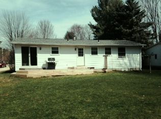 8190 Leona Dr, Mount Pleasant, MI 48858