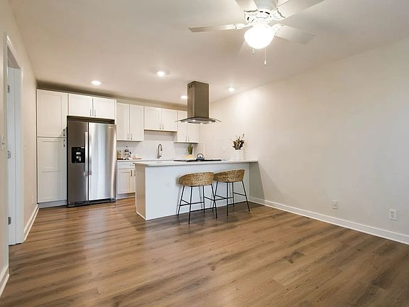 3rd image of 3600 Hillsboro Pike APT D16