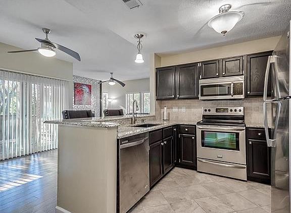 4th image of 221 Hemingway Ln