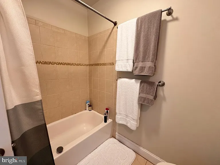 929 S 13th St #2 — Photo 7