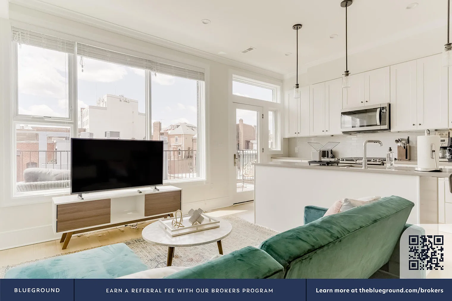 2 bed, 2.0 bath, 1250 sqft, $5,090 — Photo 3