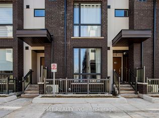 26 Fieldway Rd #46-08, Toronto, ON M8Z 0E3
