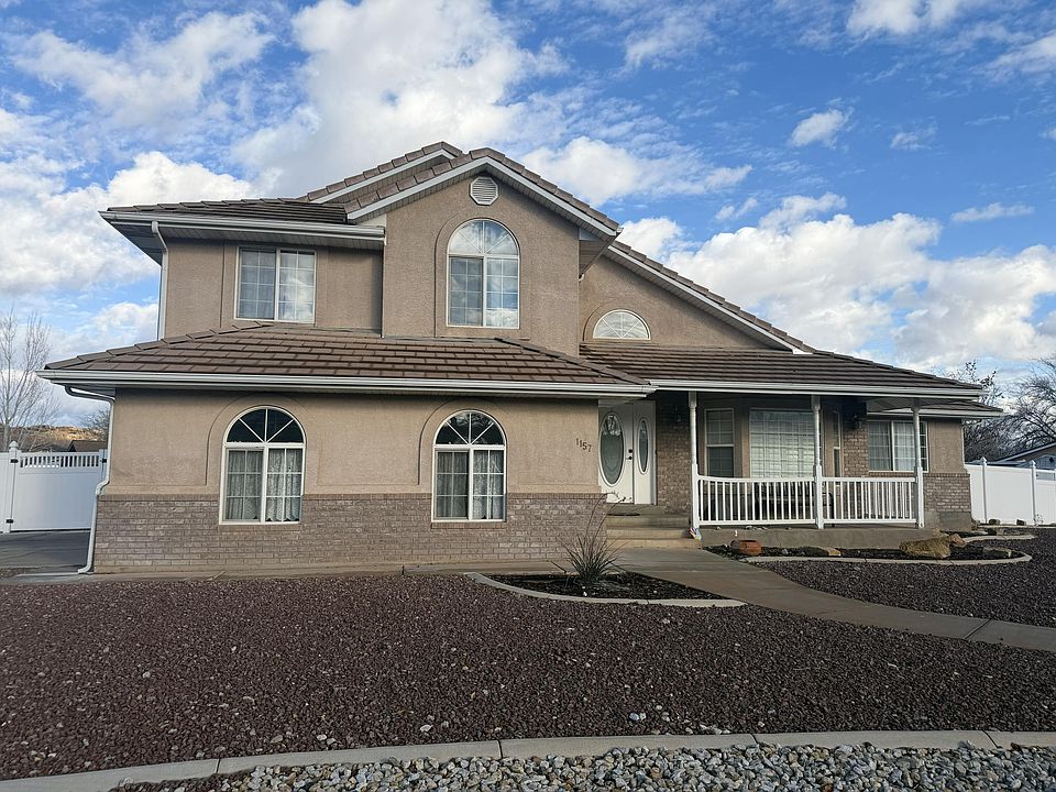 1st image of 1157 E Chokeberry Dr