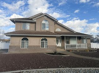 1157 E Chokeberry Dr, Saint George, UT 84790
