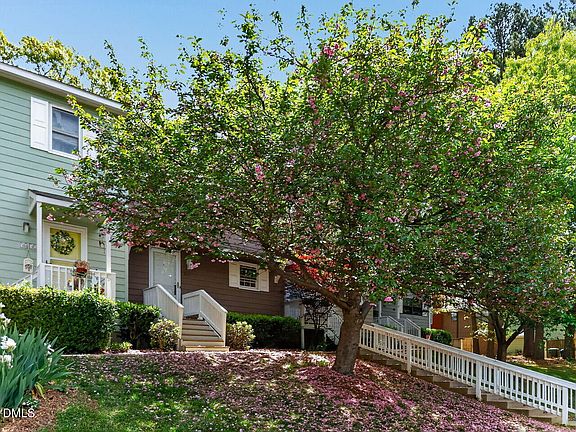 2nd image of 5410 Ridgeloch Pl