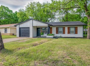 4241 Quails Ln, Fort Worth, TX 76119