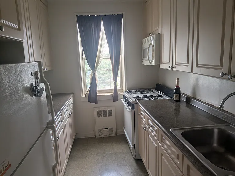 122 Pelham Rd #6 — Photo 13