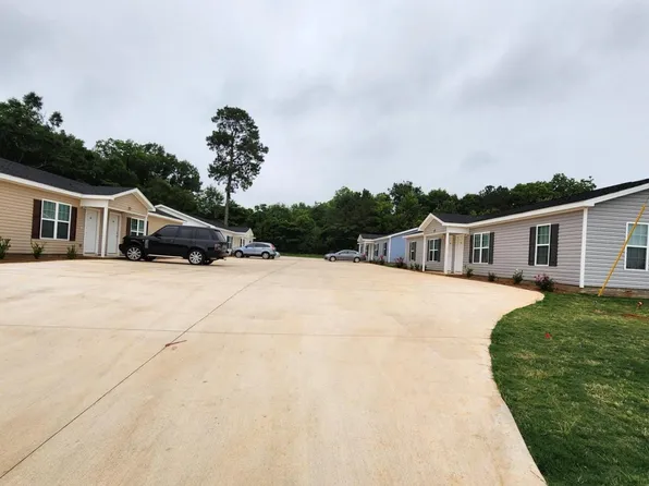 117 Ronald Pride A B Blvd, Fort Valley, GA 31030