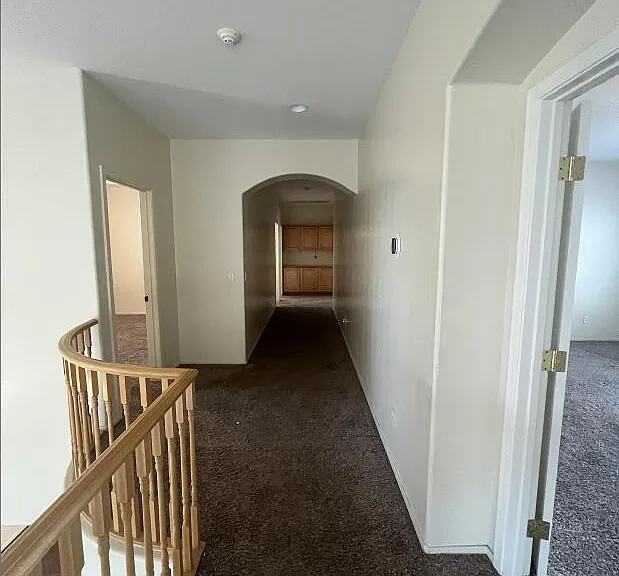 576 E Julian Dr — Photo 23