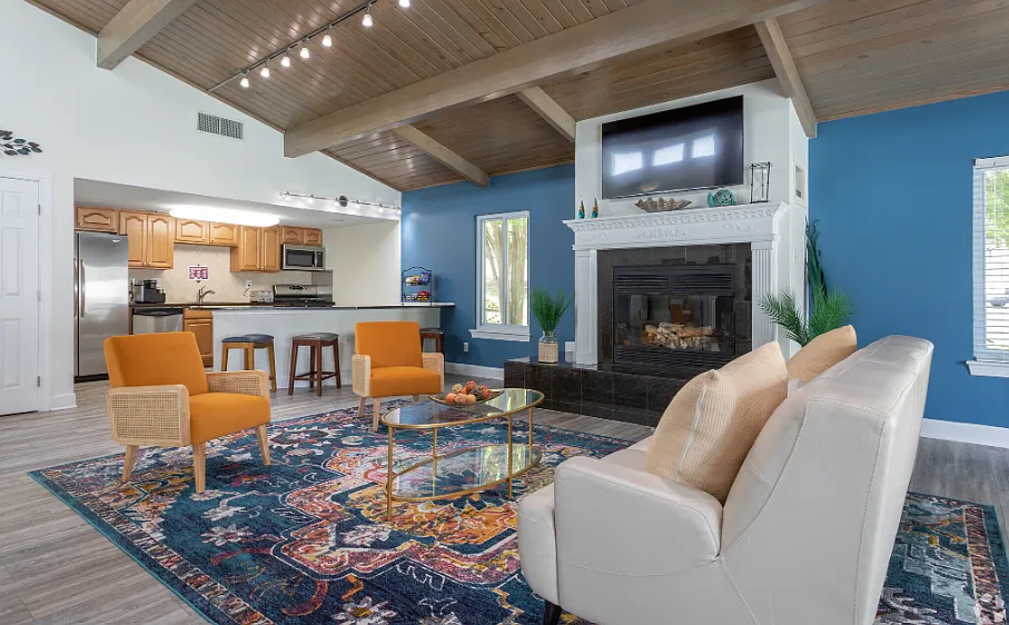 Meridian Bay Apartment Homes