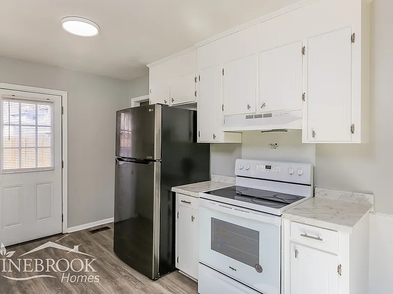 21 Tamwood Cir — Photo 6