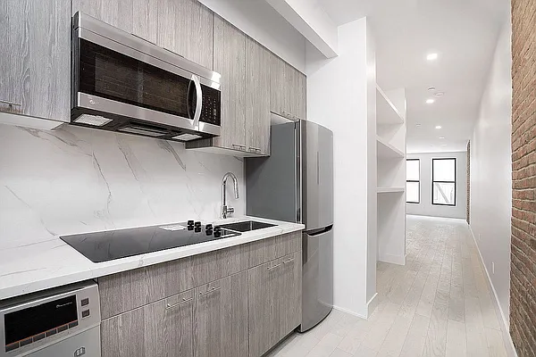 Rented by Bohemia Realty Group | media 4