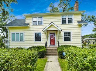 40 Smith Ave, White Plains, NY 10605