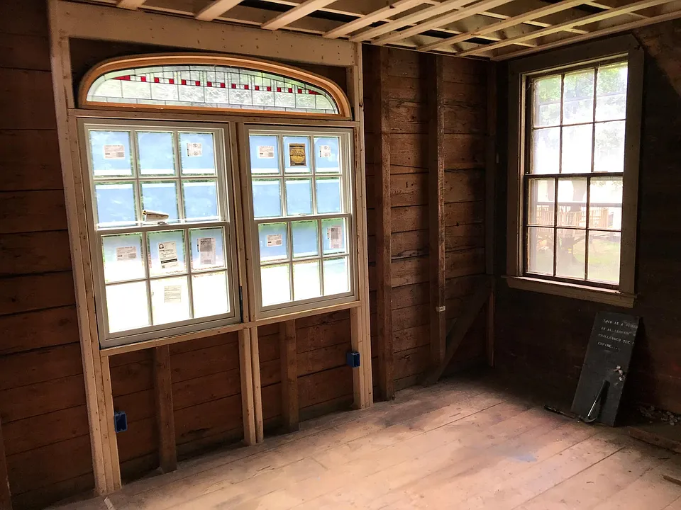 Sunny dining area off kitchen.
