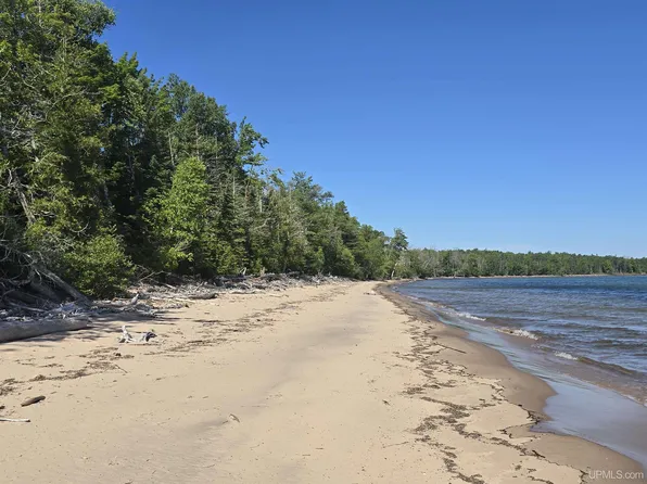 Off Camp Rd #18, Toivola, MI 49965