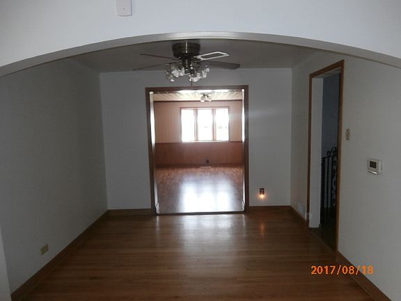 5th image of 3426 S 59th Ave