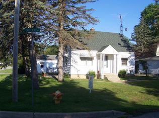 1376 Cutler St, Burton, MI