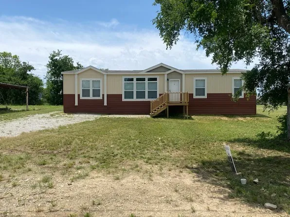 521 E Dobkins St, Dublin, TX 76446