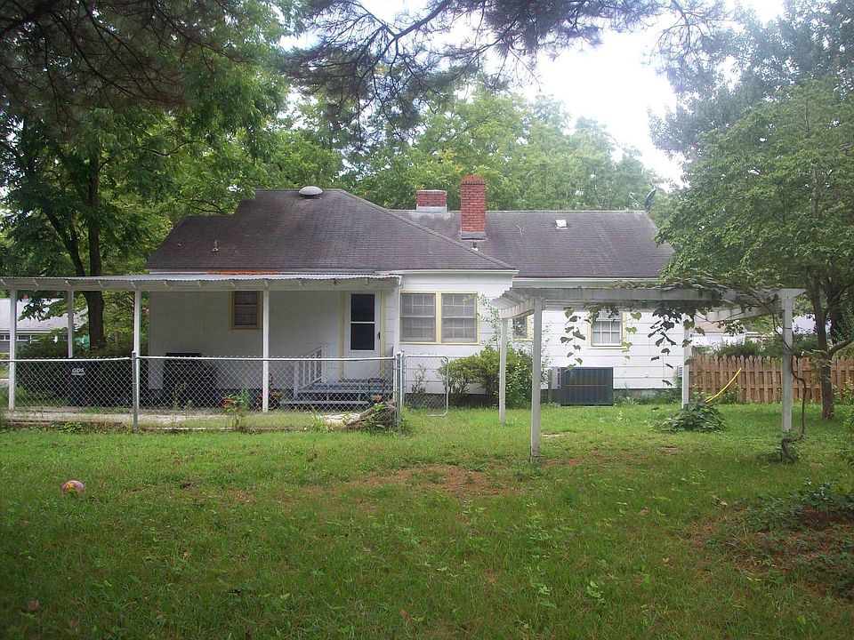 2nd image of 606 Franklin Ave