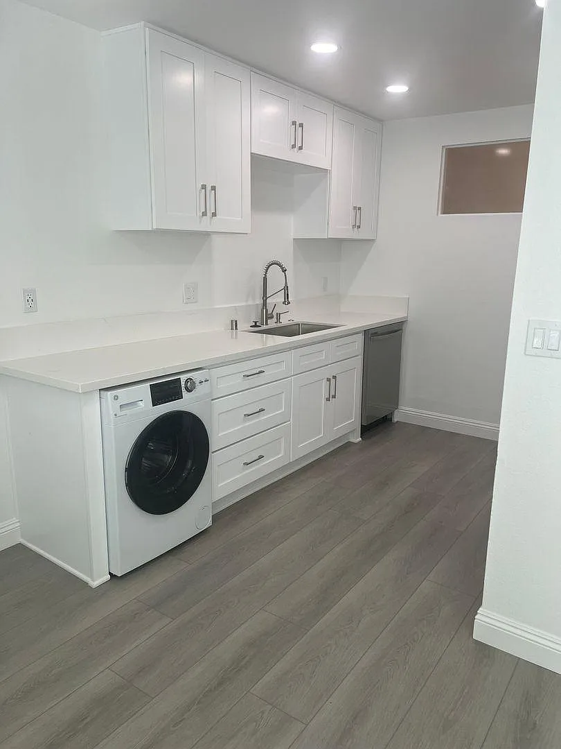 Westpark Apartments — Photo 1