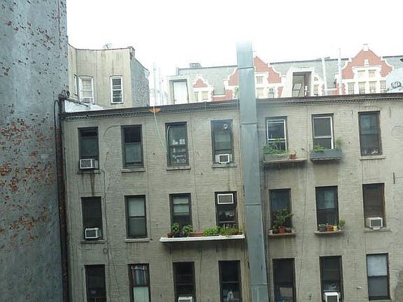 5th image of 73 E 3rd St APT C3