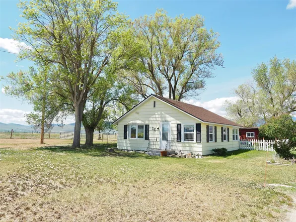 15 Perrin Ln, Hot Springs, MT 59845