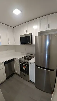 Rented by Sky Management | media 18