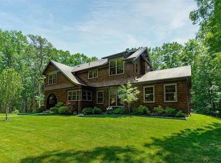 95 Blueberry Hill Rd, Accord, NY 12404