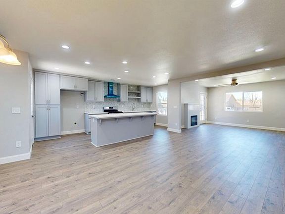 2nd image of 239 Bardo Ave