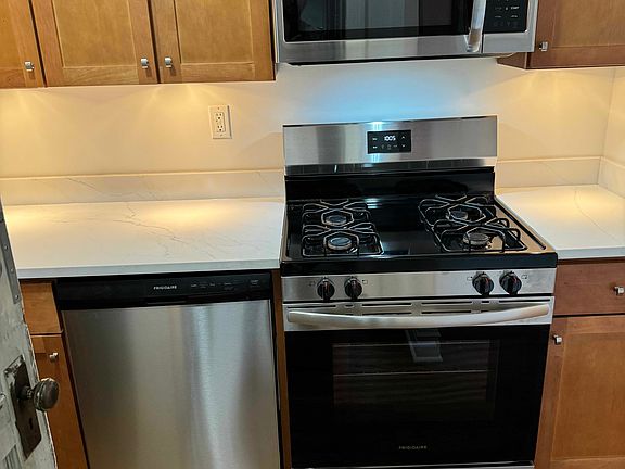 2nd image of 3956 N Bell Ave #3