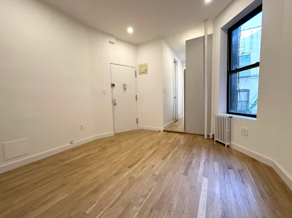 200 Mott Street image 3 of 11