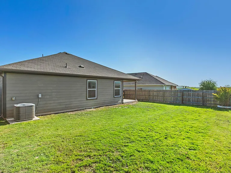 725 Liard River Rd — Photo 20