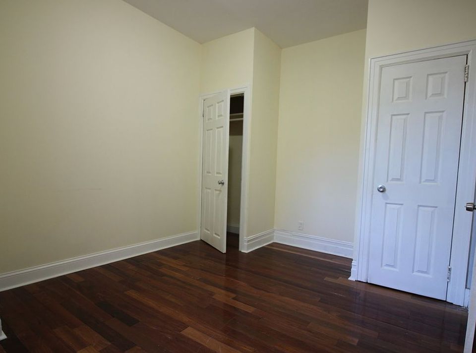 2nd image of 553 58th St #1I