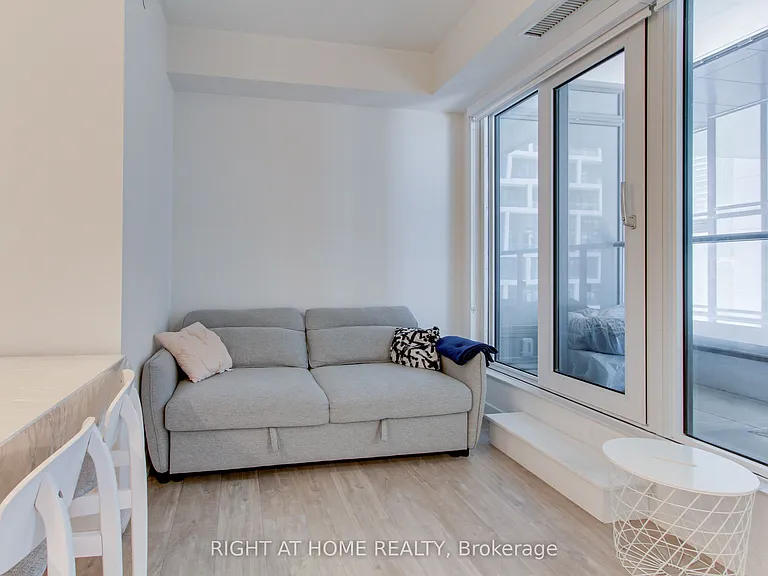 70 Princess St #312B — Photo 14