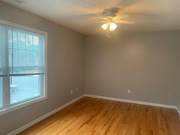 42-44 Ferris Ave #42-44 — Photo 5