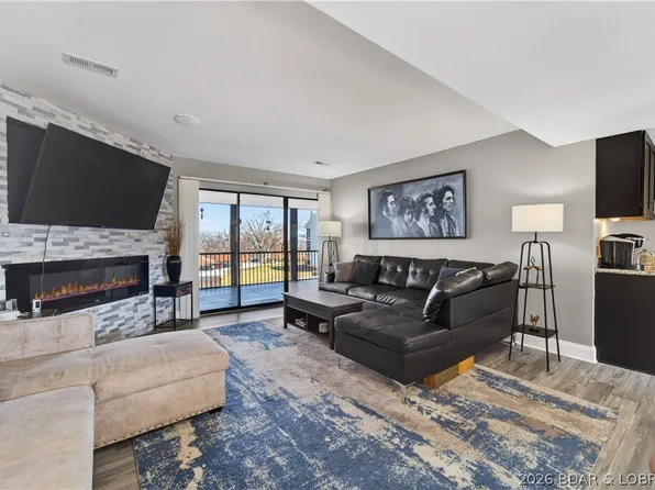 23 E Casa Seville Dr #175-2B, Lake Ozark, MO 65049