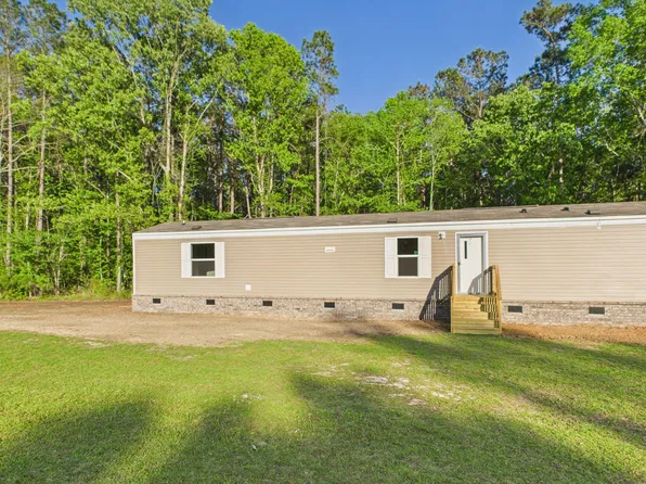 1086 Arrowhead Rd, Saint Stephen, SC 29479