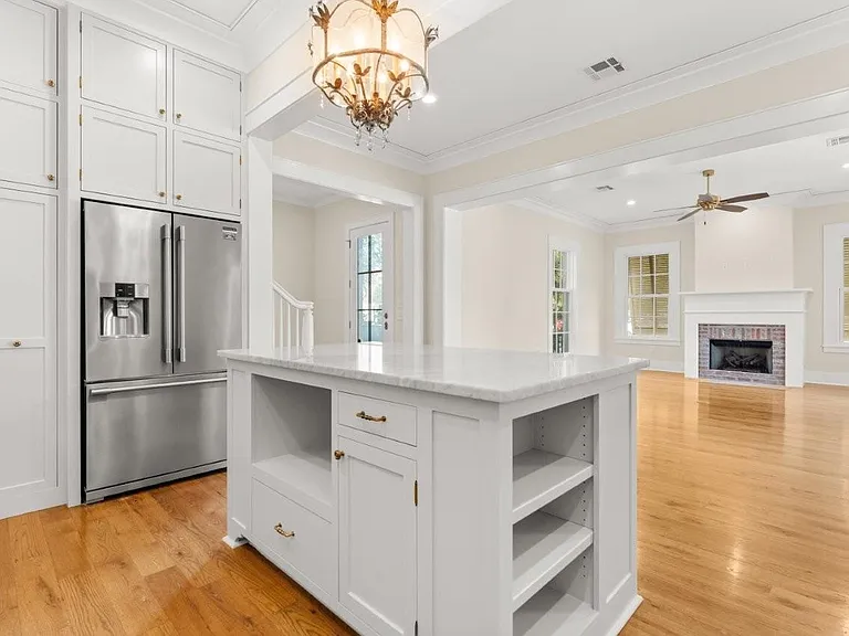 2050 Jabez Dr — Photo 16