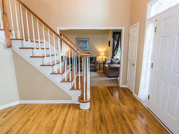 2nd image of 3 Salvatore Dr