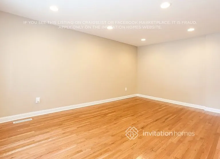 3536 W 80th Pl — Photo 4