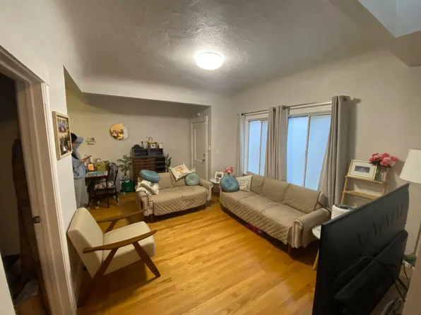 317 E 17th St, Oakland, CA 94606
