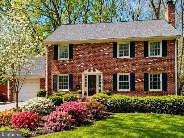 5008 Kingston Dr, Annandale, VA 22003