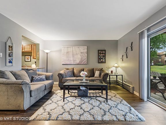5th image of 2406 N Kennicott Dr APT 1D
