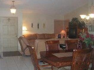 15725 SW 76th Ter, Miami, FL 33193