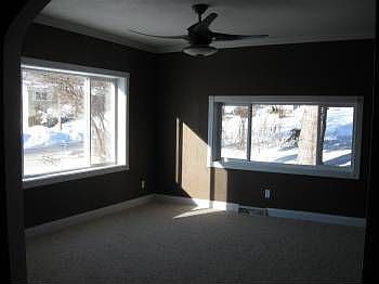 4th image of 115 Garden Ln