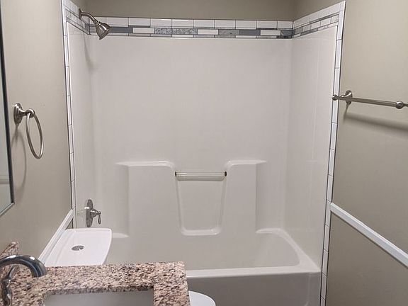 5th image of 101 Cavin Ave #7332927