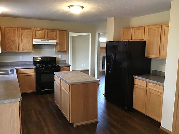 2nd image of 2567 Fox Trail Dr