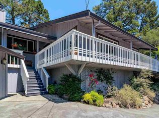 39 Honey Hill Rd, Orinda, CA 94563