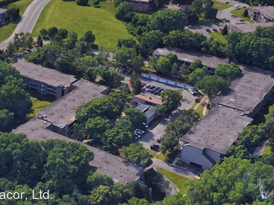 1st image of 3905 Lancaster Ln N APT 312